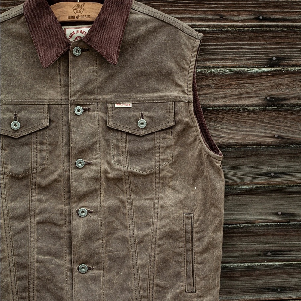 Iron and Resin Rambler Vest size M